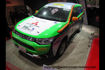 Mitsubishi Outlander PHEV- Asia Cross Country Rally 2014 